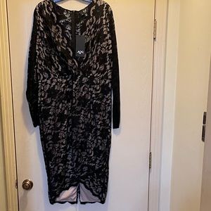 AX Paris Curve Black Lace Long Sleeve Midi Dress with Nude Lining Size 20 NWT!